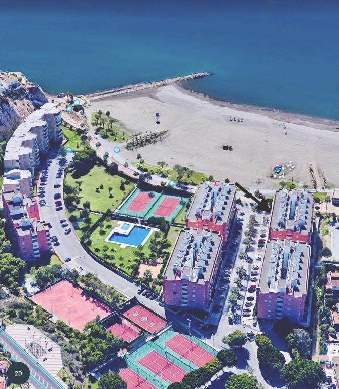 Playa La Cala In Front Of The Beach Free Parking Málaga Exterior foto